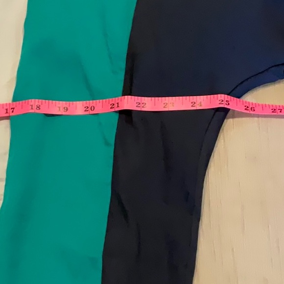 BCBG MAXAZRIA BLOUSE - Picture 7 of 7